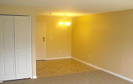 Brockton 2BR **NO FEE ** Longworth Condominiums in Brockton, MA (Photo 2 of 6)