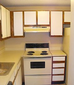 Brockton 2BR **NO FEE ** Longworth Condominiums in Brockton, MA (Photo 3 of 6)