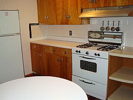 Great location and neighborhood in Collinsville, IL (Photo 5 of 6)