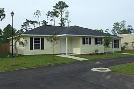 1 yr old Duplex in Pensacola, FL