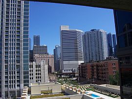 Price Reduced! New Luxury High-Rise - Utilities Included in Chicago, IL (Photo 4 of 4)