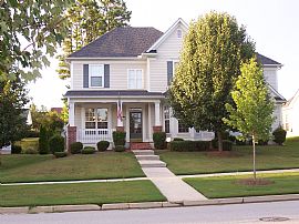 Huge 4 Bedroom in Swim/Tennis in Stockbridge, GA