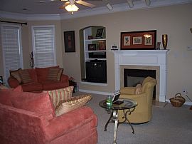 Huge 4 Bedroom in Swim/Tennis in Stockbridge, GA (Photo 5 of 6)