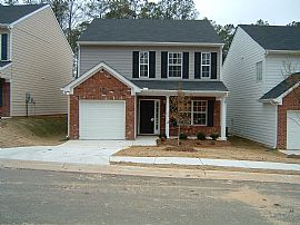 4 Bedroom in Union City in Union City, GA