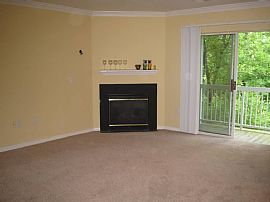 2 Bedroom Gated Community in Fairfax in Fairfax, VA (Photo 3 of 6)