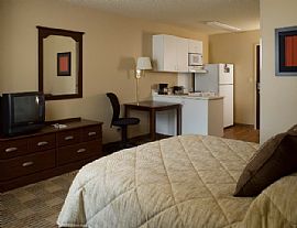 one bed room studio available for rent in Annapolis, MD