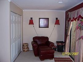 Large Three Bedroom Townhome with Stone Fireplace in Gaithersburg, MD (Photo 6 of 6)