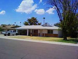 Great Neighborhod Close to everything in Tempe, AZ (Photo 3 of 3)