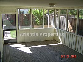 Beautiful, Spacious House with front/backyard and gardener!!!!! in San Jose, CA (Photo 3 of 6)