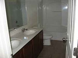 Great 3 Bedroom Home in Queen Creek in Queen Creek, AZ (Photo 4 of 4)