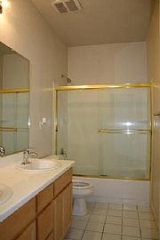 Charming 4 bed one story house in Stockton in Stockton, CA (Photo 4 of 6)