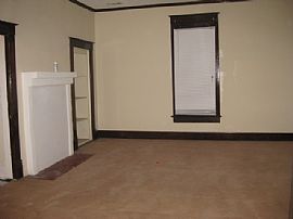 Huge House Nice Street Off Summer in Memphis, TN