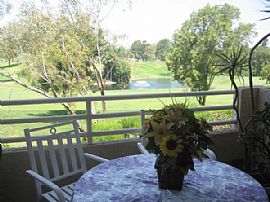 Spacious 1164sqft condo with great golf course view in Rancho Bernardo, CA (Photo 2 of 4)