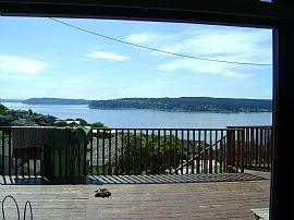 3+ Bedroom and 2 Bathroom view home in prime neighborhood in University Place, WA (Photo 3 of 6)