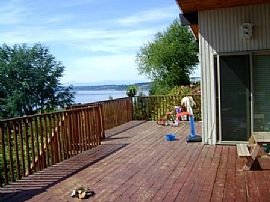 3+ Bedroom and 2 Bathroom view home in prime neighborhood in University Place, WA (Photo 4 of 6)