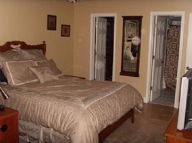 2 Bedroom / 2 Full Bath Beautiful Condo in Metairie, LA (Photo 3 of 6)