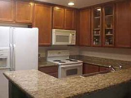 Move in 1K! 3 miles from SDSU, Del Cerro/Allied Gardens area in San Diego, CA