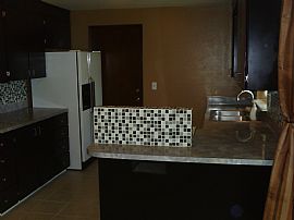 Cute 3 BR, 1 BA Updated Rambler Home On Quiet Cul De Sac, $1200 in Tacoma, WA (Photo 3 of 5)