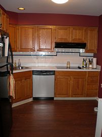 Updated Town Home for lease near Candlewood Lake in Danbury, CT (Photo 2 of 6)