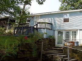 Single Family 3 BR on Dead End Street in Dunstable, MA (Photo 2 of 6)