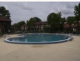 Nice Town House For Rent in Orlando, FL (Photo 4 of 4)