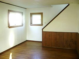 3 BR, 1 BA  Rent To Own - Needs Little Work in Firestone Park, OH (Photo 3 of 4)