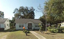 2BR, 1BA DUPLEX FOR RENT in San Antonio, TX