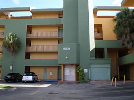 FIU AREA-FURNISHED CONTEMP.,CABLE,F.SCREEN T.V.,10MIN.BEACH in Miami, FL (Photo 6 of 6)