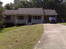 3 BR, 2 BA Ranch On Quiet Cul-De-Sac in Taylorsville, GA