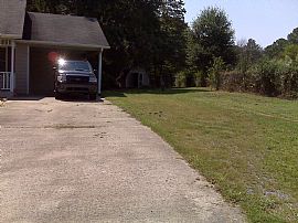 3 BR, 2 BA Ranch On Quiet Cul-De-Sac in Taylorsville, GA (Photo 2 of 4)