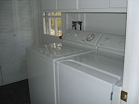 3 BR House in Stevenson High School District in Buffalo Grove, IL (Photo 5 of 6)