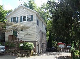 Darien Single Family Home For Rent in Darien, CT