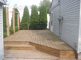 Cozy, Quaint 3 Bedroom Available in Mount Clemens, MI (Photo 6 of 6)