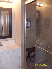 Great Townhome In CAR VILLAGE in Tampa, FL (Photo 3 of 3)