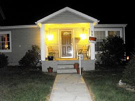 Cozy 1 Bedroom 1 1/2 Bath With Large Backyard in Cleves, OH (Photo 1 of 6)