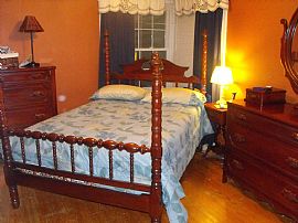 Cozy 1 Bedroom 1 1/2 Bath With Large Backyard in Cleves, OH