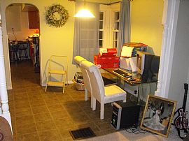 Cozy 1 Bedroom 1 1/2 Bath With Large Backyard in Cleves, OH (Photo 4 of 6)