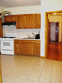 4 Br, 1200 + Sq Ft Brick with Hardwood Floors in Allston, MA (Photo 2 of 3)