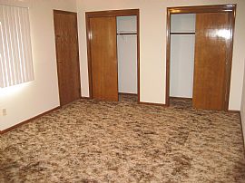 The Uptowner, All Utilities Paid! in Council Bluffs, IA (Photo 4 of 6)