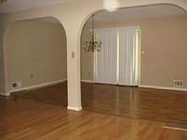 Lovely 3 Bedroom Brick Ranch Near Waters Edge in Stone Mountain, GA (Photo 5 of 6)