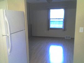 3 BR Single Family Home in Brooklyn Center, MN (Photo 2 of 5)