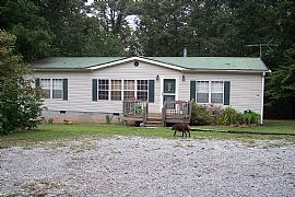 Private home With 7 Acres And Large Garage With Workshop in Jackson, GA