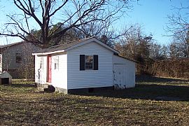 Quaint Home With Fenced Yard And Fruit Trees in Jackson, GA (Photo 6 of 6)