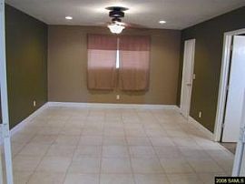 3 Bedroom Home Minutes From FT Huachuca in Sierra Vista, AZ (Photo 4 of 6)