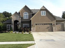 4 BR, 3.5 BA In Beautiful South Lees Summit! Great Schools! in Lees Summit, MO