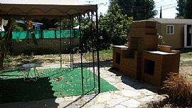 Lake Balboa Home (Encino Adjacent) in Lake Balboa, CA (Photo 3 of 4)