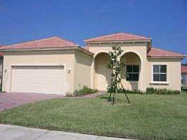 Beautiful 3 Bedroom Home with 2 Car Garage in Portofino Shores in Fort Pierce, FL
