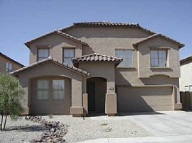 Clean 4 BR, 2.5 BA  2.5 Car Garage  in Maricopa, AZ