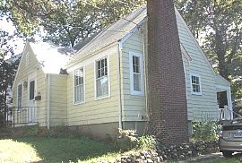 House For Rent With 48" HDTV And Option To Buy in North Haven, CT