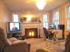 House For Rent With 48" HDTV And Option To Buy in North Haven, CT (Photo 2 of 6)